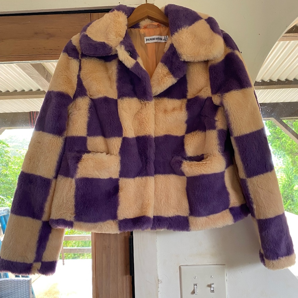 Women’s Jacket faux fur 💜🤍💟